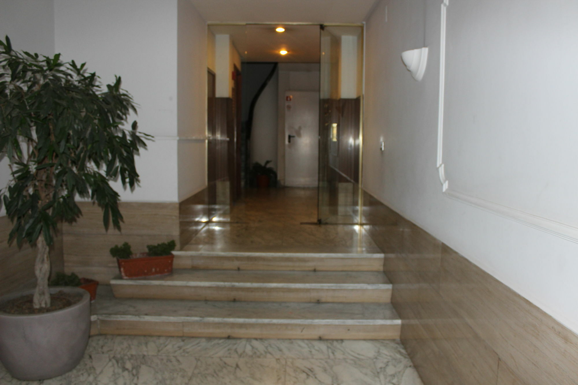 Mr. Charlie Brown Hotel Rome Buitenkant foto